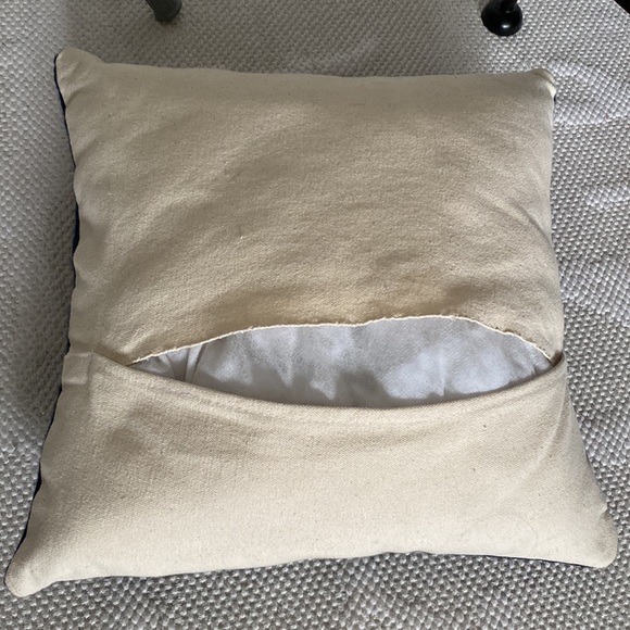 Vtg 90’s Handmade needle wool crafted Cushion Greek scenery art Size 15.5”x15.5” - Picture 12 of 13